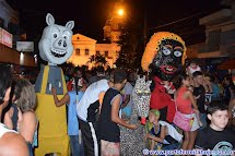 Blocos Meninos do Morro, Inimigo Meu e "O Boi" animaram os foliões na segunda-feira de Carnaval