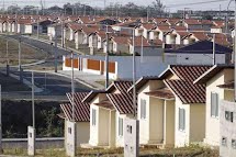 Governo Bolsonaro divulga novas regras para compra da casa própria com recursos do FAR