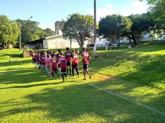 Escolinha Social da PM de Pirassununga esteve em jogo do brasileirão do São  Paulo no Morumbi